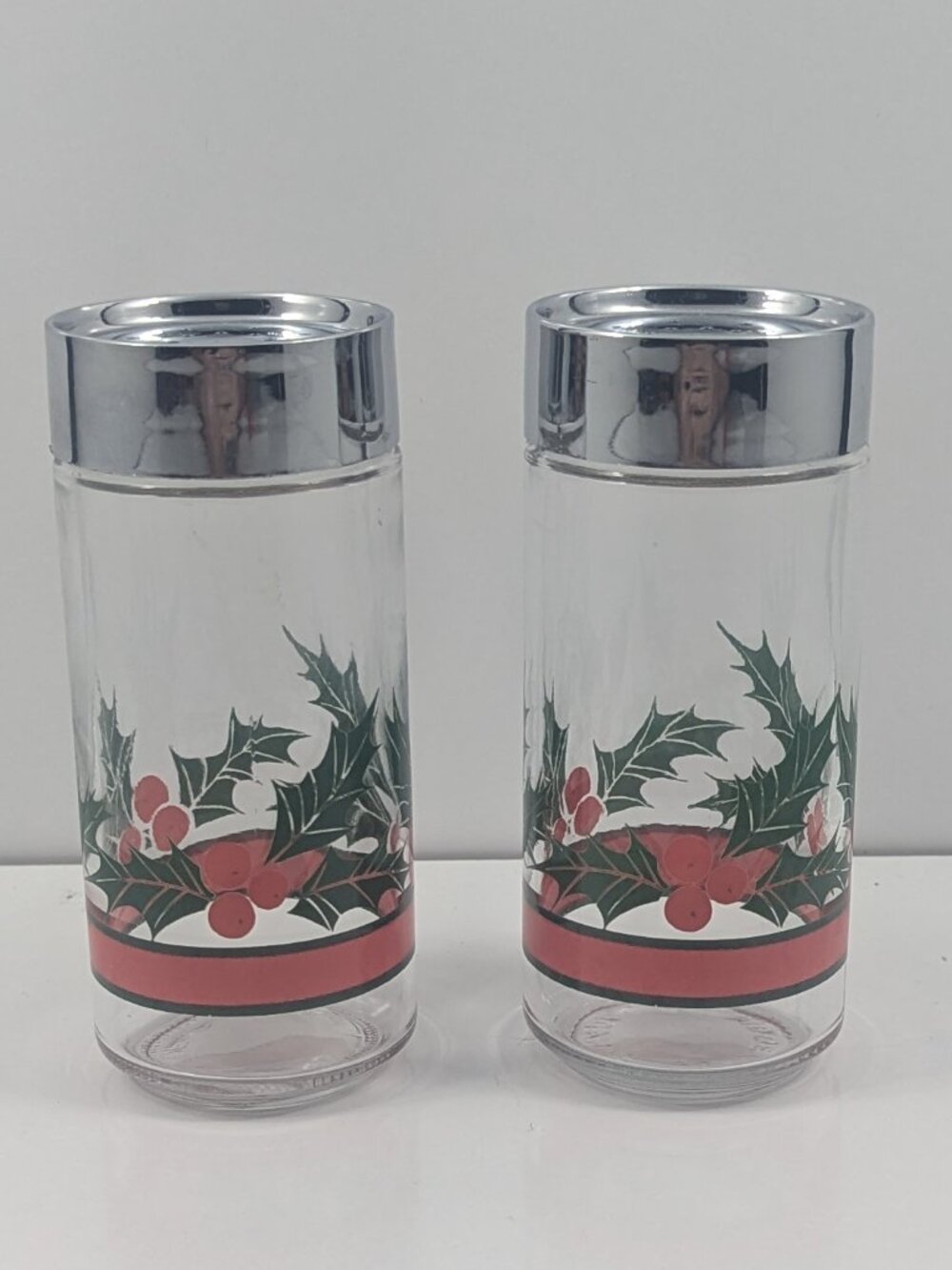 Vintage Libbey Of Canada Christmas Glass Salt & Pepper Shakers With Holly